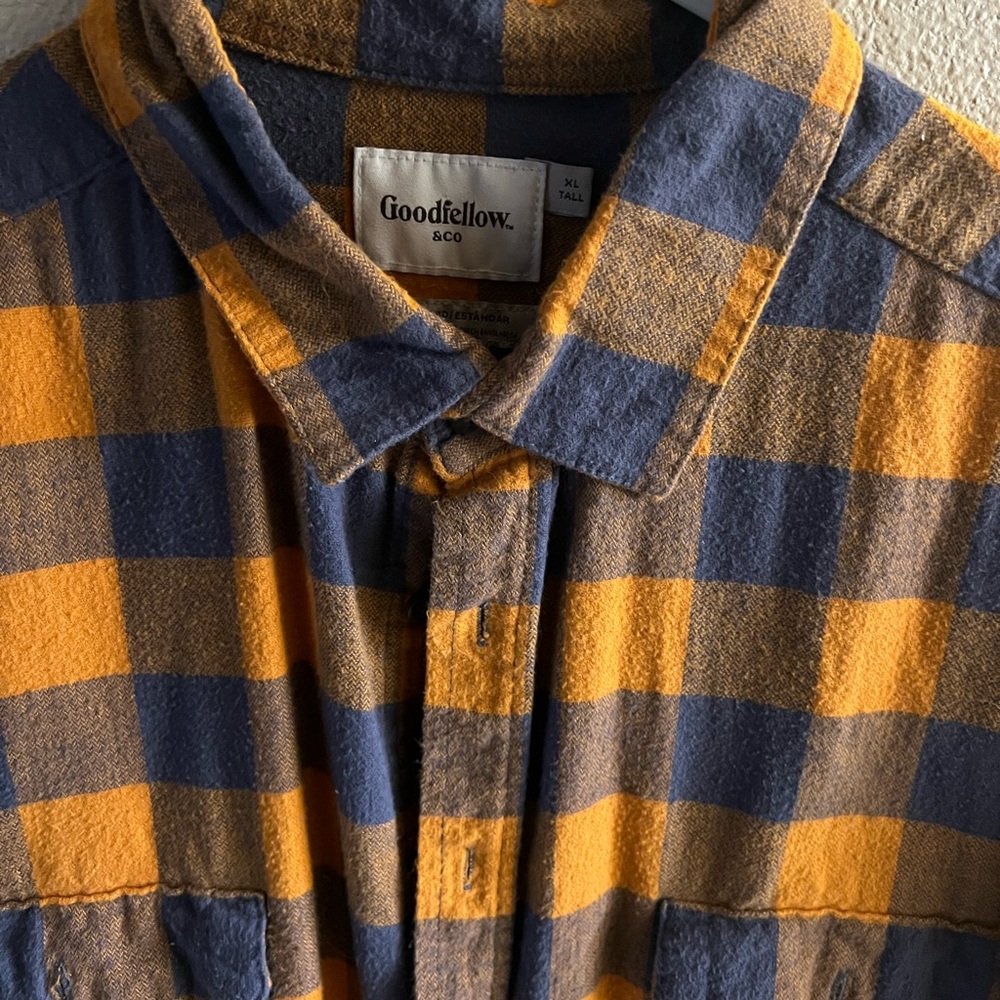 Goodfellow & Co Blue and Orange Casual Button Down Shirt